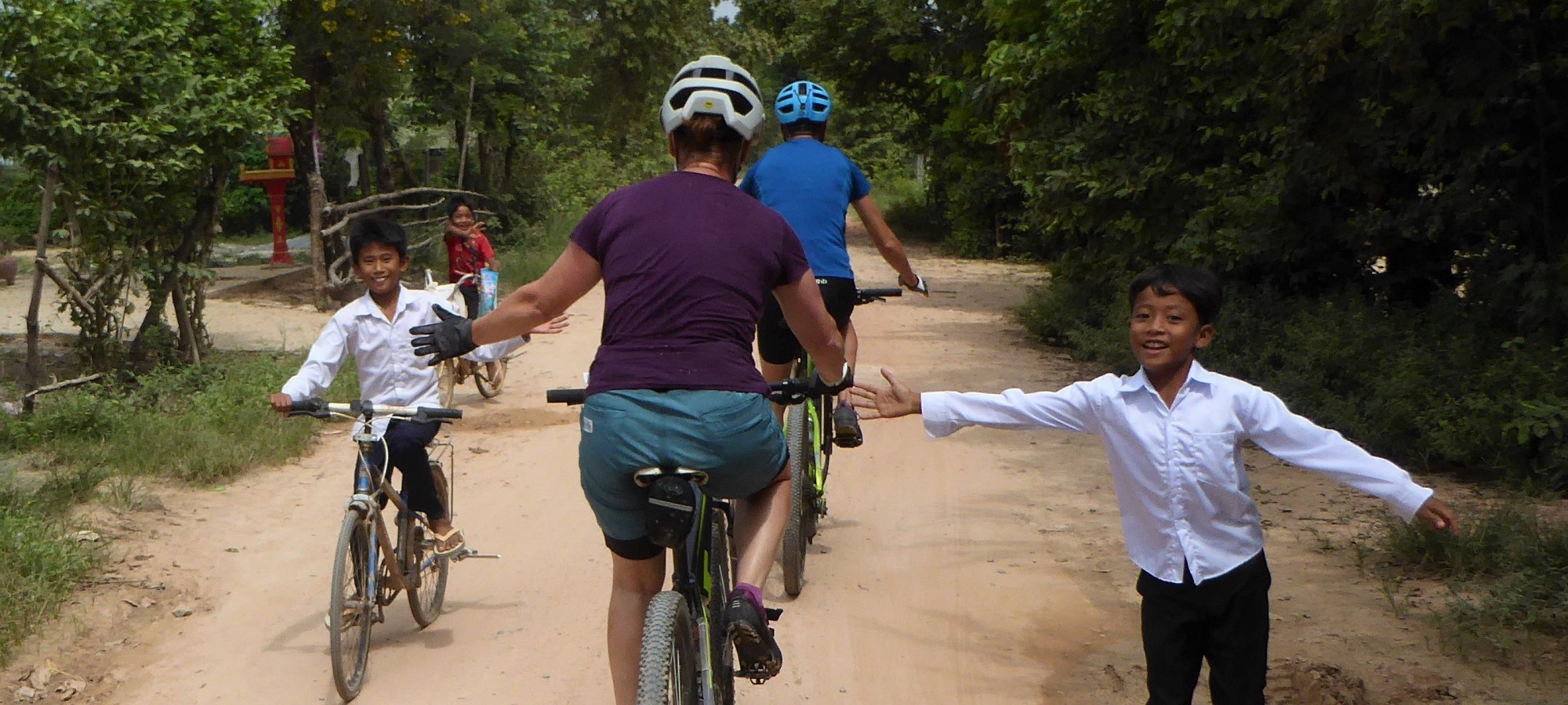 Cycling from Kampong Cham to Kampong Thom