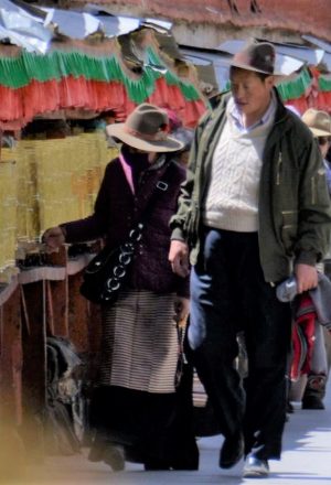 Lhasa to Kathmandu Cycling Holiday 11