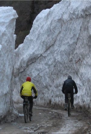 Lhasa to Kathmandu Cycling Holiday 31