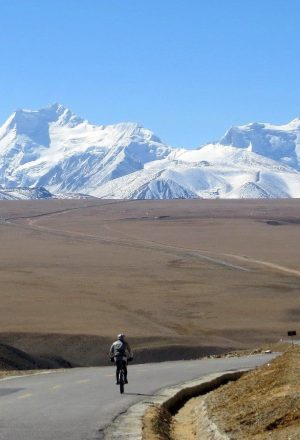 Lhasa to Kathmandu Cycling Holiday 9