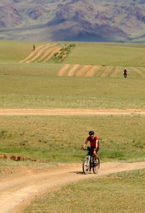 Mongolia Gobi Cycling Holiday 1