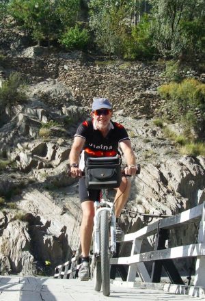 Pakistan - The Old Silk Route Cycling Holiday 45