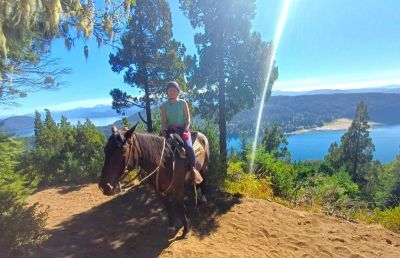 5 star review from Susan Redfern, Rochdale, England, UK