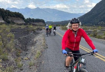 5 star review from  Mrs Philippa Sanders, Petworth, England, UK