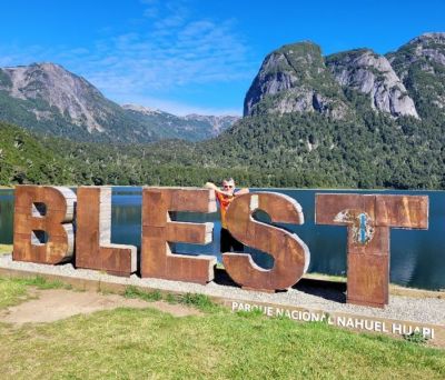 5 star review from Paul Massie, Hatfield, England, UK