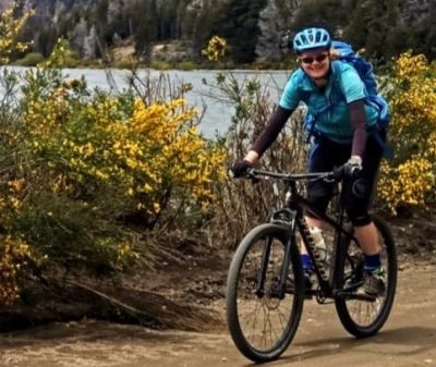 5 star review from Vicky Chamberlain, Exeter, England, UK