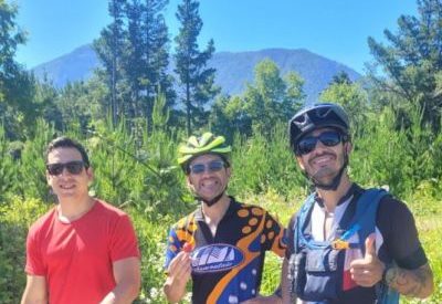 5 star review from Vivienne Rust, Beckley, England, UK