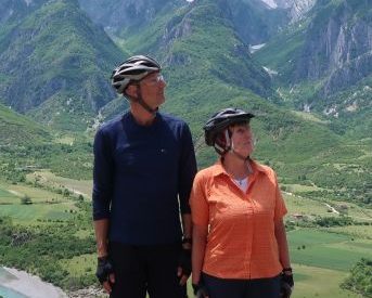5 star review from Clare & Mark Elsegood, Glossop, UK